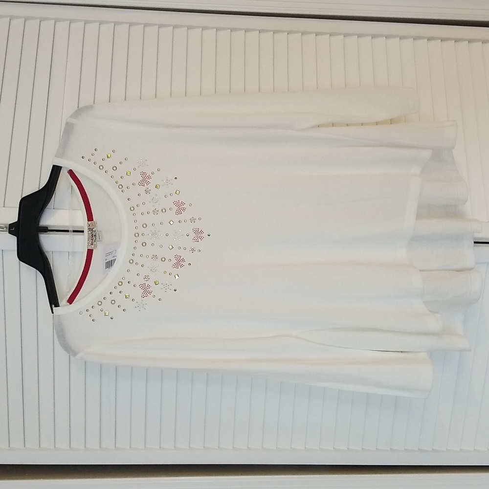 Ladies Medium Long Sleeve Top